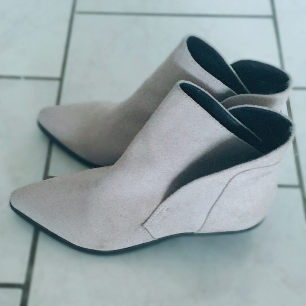 Boots Size 10